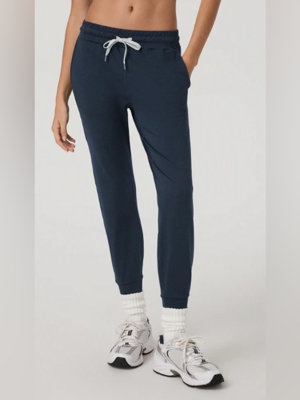 Vuori Performance Jogger, size S